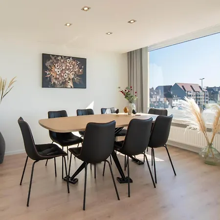 Appartement In With Stunning Sea Views