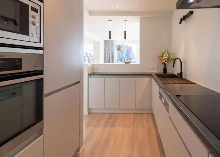 In With Stunning Sea Views Apartment *