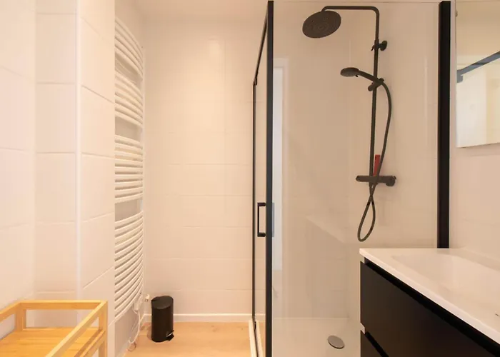 Apartment In With Stunning Sea Views *